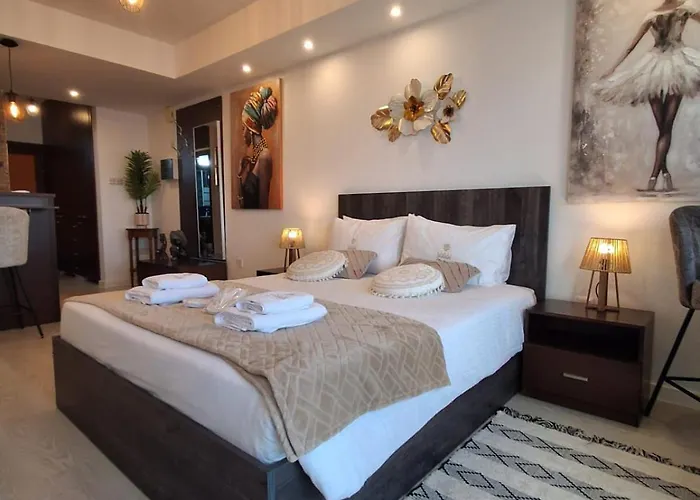 Lazuli Sea View Beachfront Nr 305 Apartment *