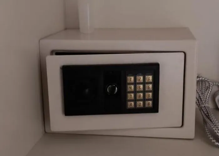 Apartment Lazuli Sea View Beachfront Nr 305 Larnaca