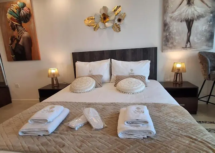 Lazuli Sea View Beachfront Nr 305 Λάρνακα