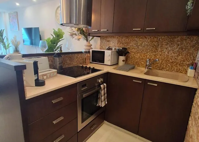 Lazuli Sea View Beachfront Nr 305 * Λάρνακα