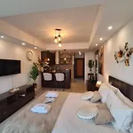 Lazuli Sea View Beachfront Nr 305 Larnaca