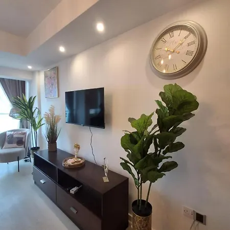 Апартаменты Lazuli Sea View Beachfront Nr 305 *