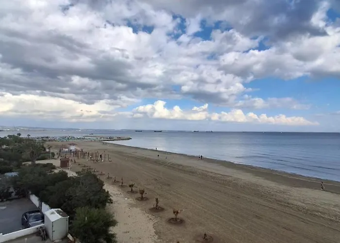 Lazuli Sea View Beachfront Nr 305 Appartement