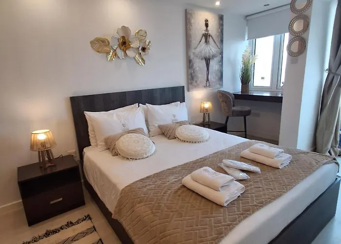 Lazuli Sea View Beachfront Nr 305